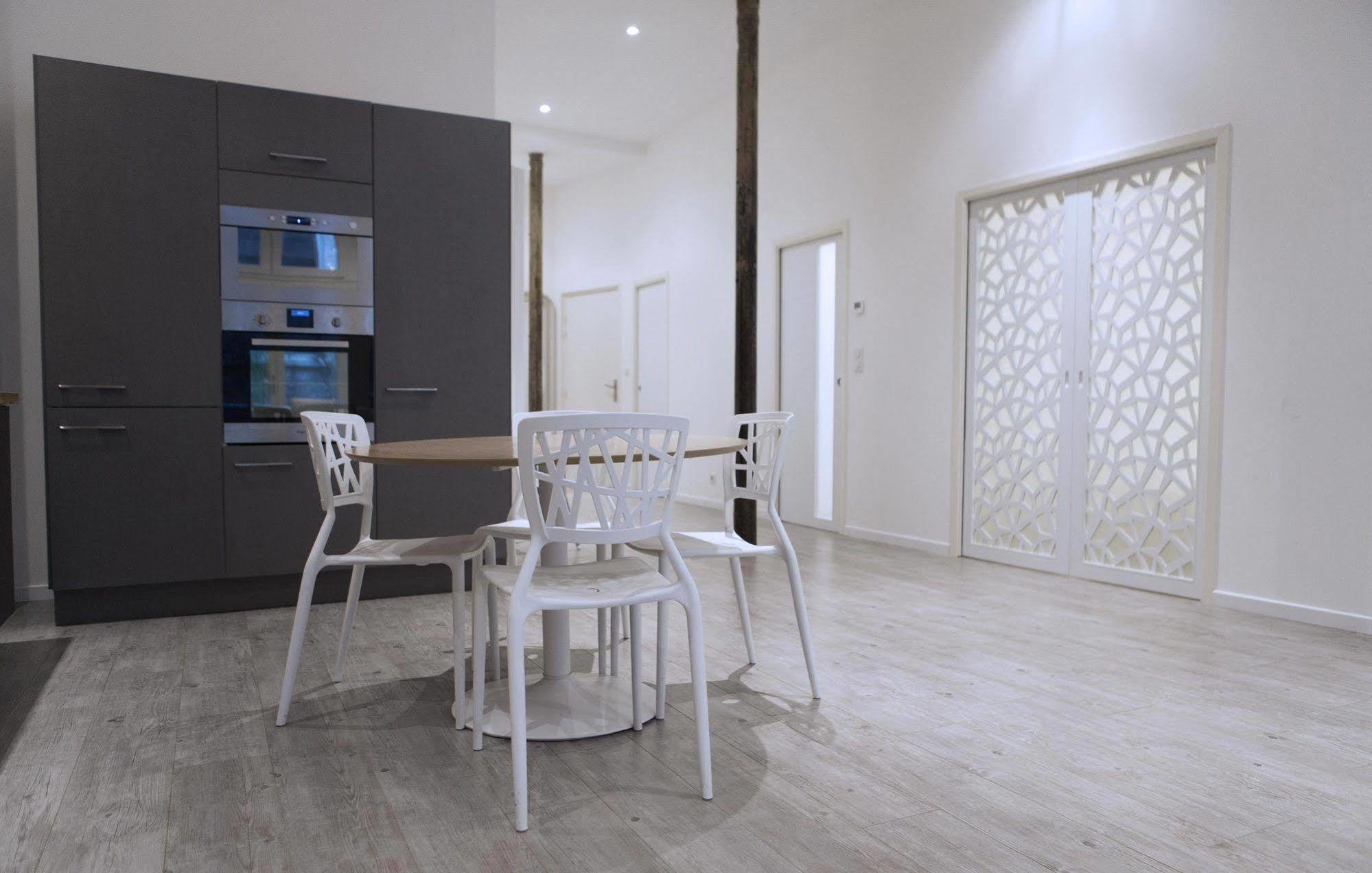 Ausone Beautiful Loft Apartment In Historical Center + Terrace And Parking Bordeaux Exterior photo